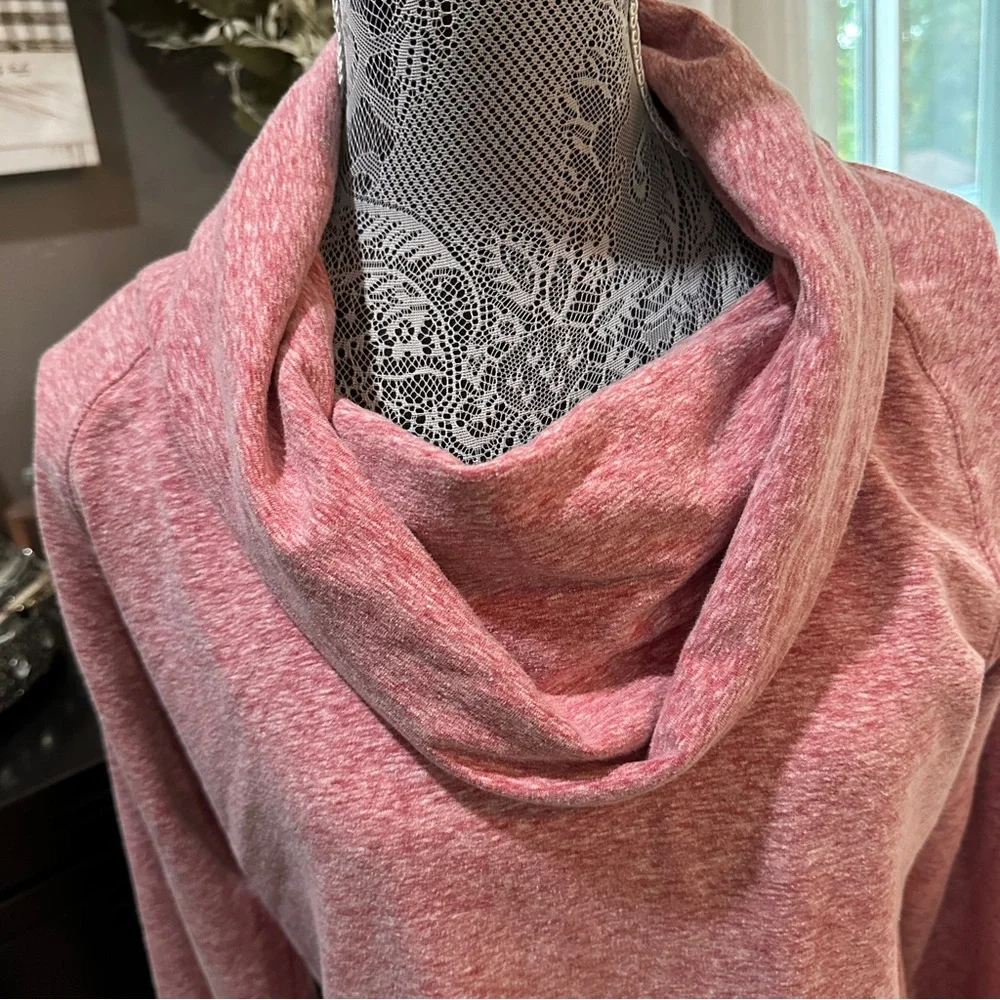 Athleta Cozy Cowl Neck Pullover Top Heathered Pink Thumbholes Size L - Picture 3 of 16